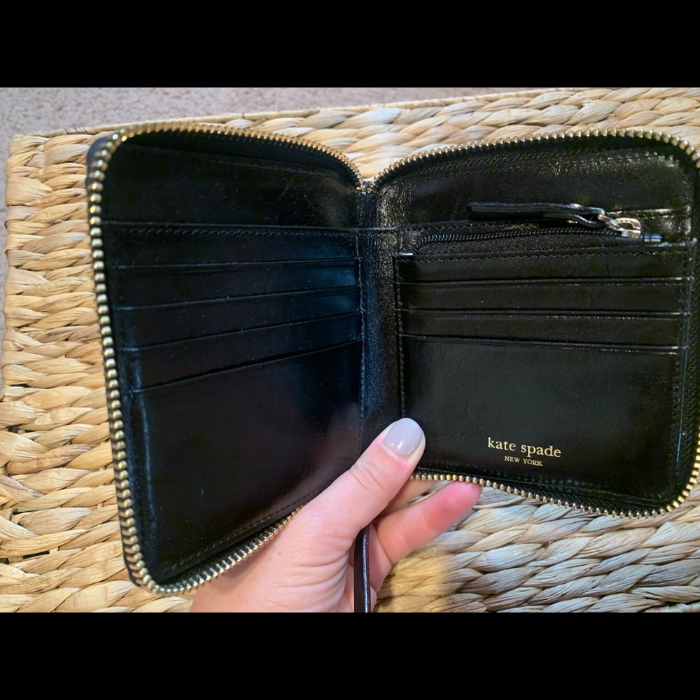 Kate Spade Wallet - Picture 4 of 6